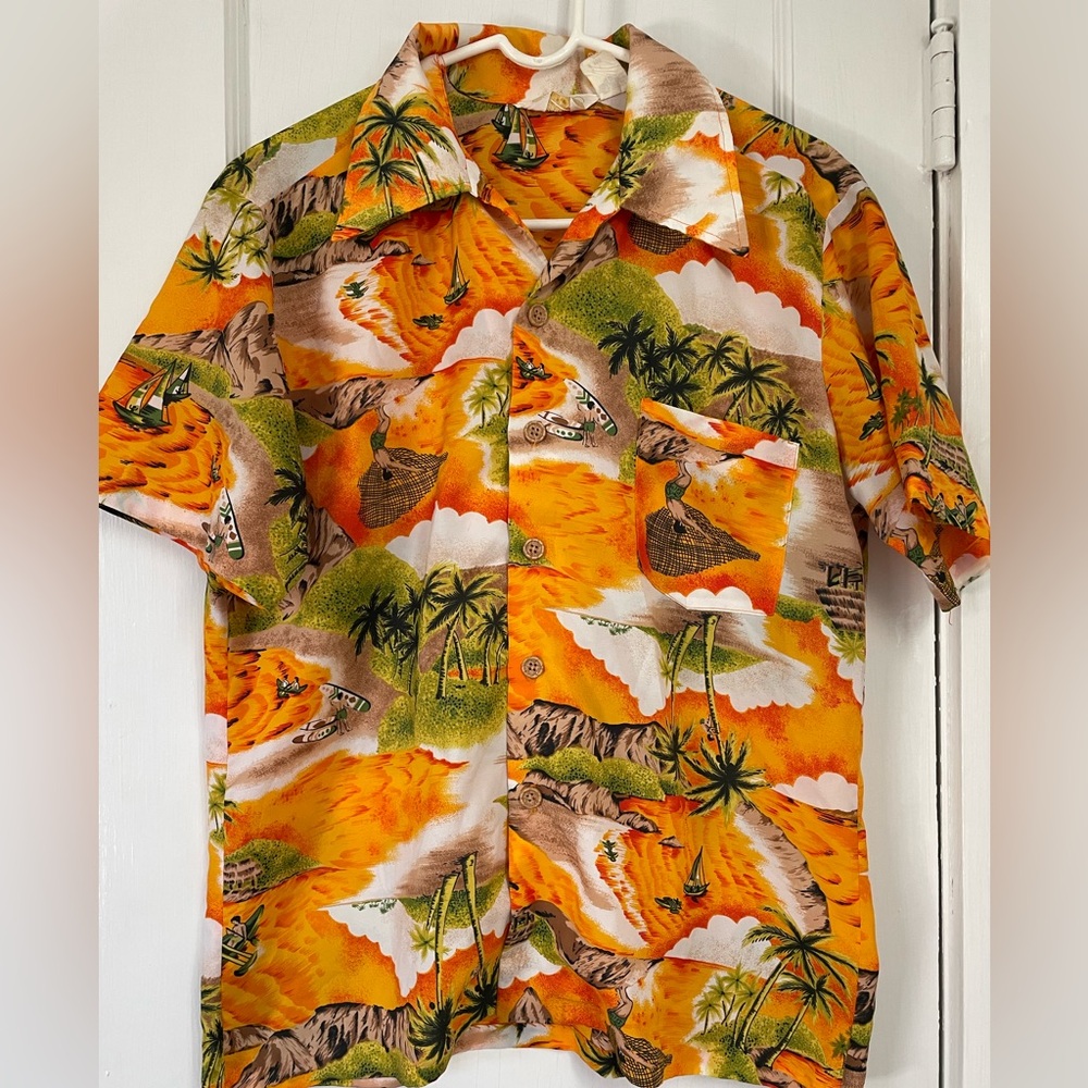 Vintage Hawaiian style shirt